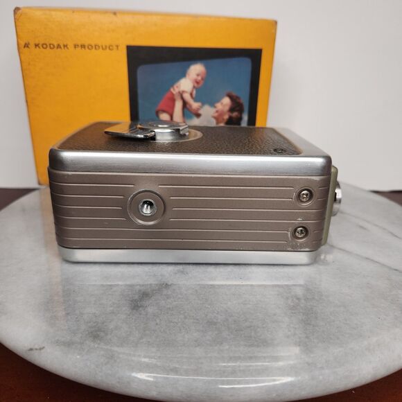 Vtg Kodak Brownie 8MM Model 2 Movie Camera 2 Lenses Box USA Made No Film Prop - Picture 10 of 17
